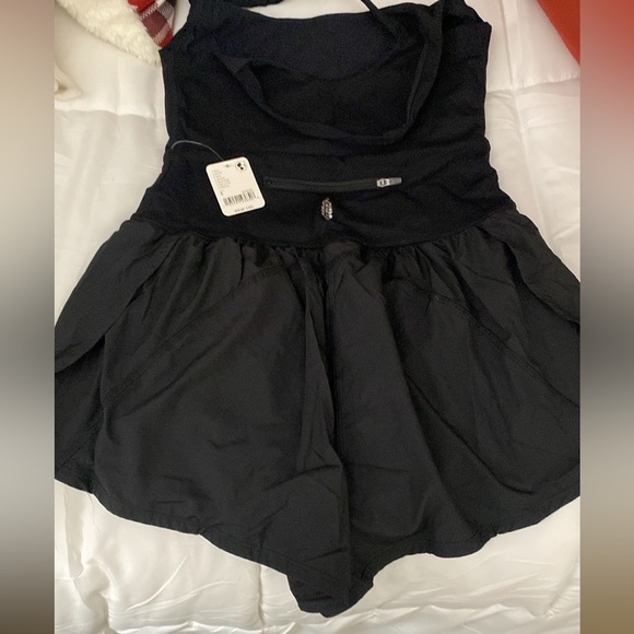 NWT⭐️ LAST ONE 😳 Free People movement Righteous Runsie romper ! LAST ONE 🥹 - Picture 4 of 9